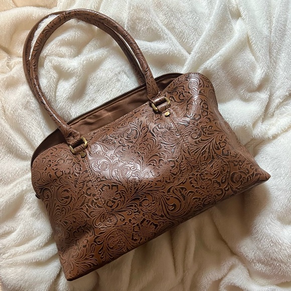 🟪 Assots London Floral Embossed Shoulder Bag - Picture 4 of 6